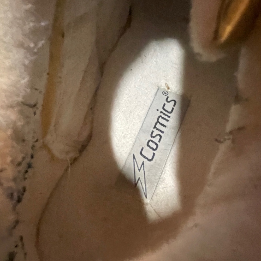 Women's Sneakers - White and Gold